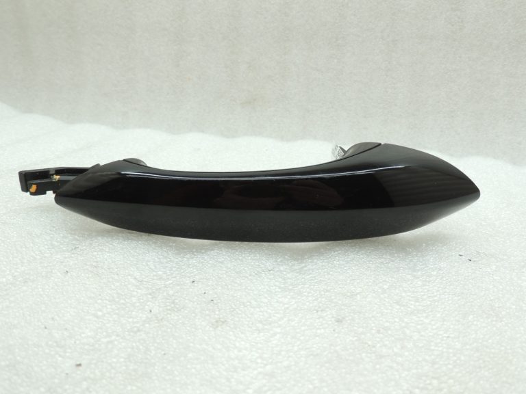 Oriģinālā BMW F06 F10 F11 F12 F12 F13 Ārējais rokturis labajā pusē BLACK II 668 7148436