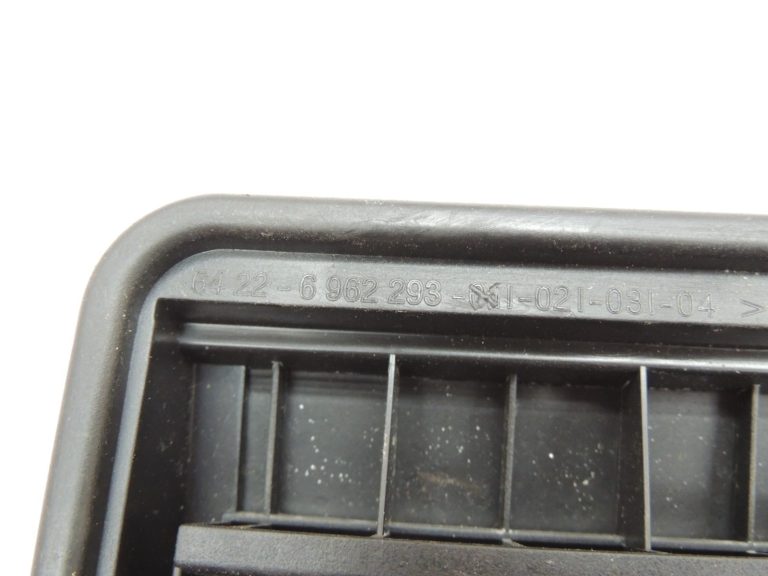 Oriģinālā BMW F06 F10 F11 F12 virsbūves ventilācijas režģis 6962293