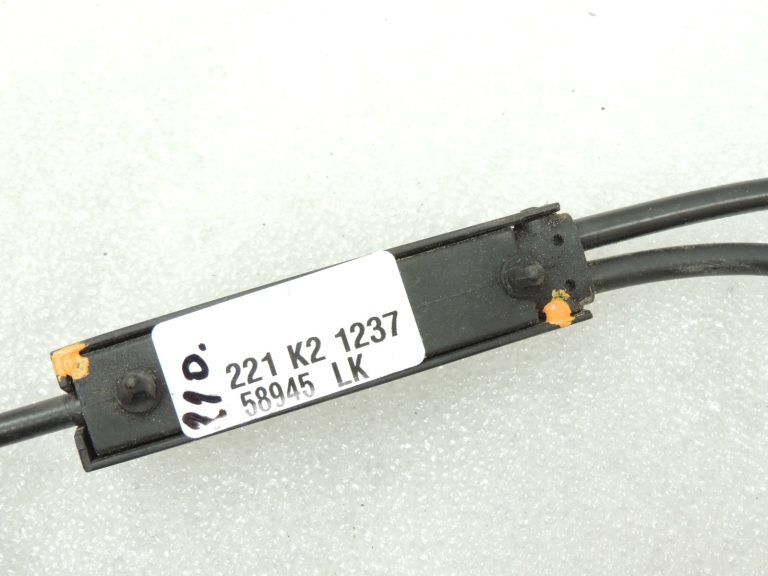 Oriģinālā BMW F06 F10 F11 F12 F12 F13 dzinēja pārsega atbrīvošanas trose 7183773
