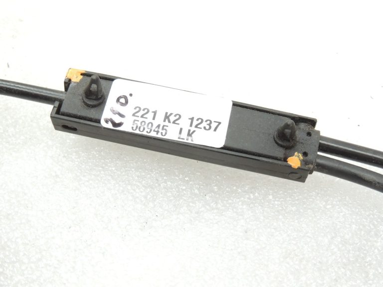 Oriģinālā BMW F06 F10 F11 F12 F12 F13 dzinēja pārsega atbrīvošanas trose 7183773