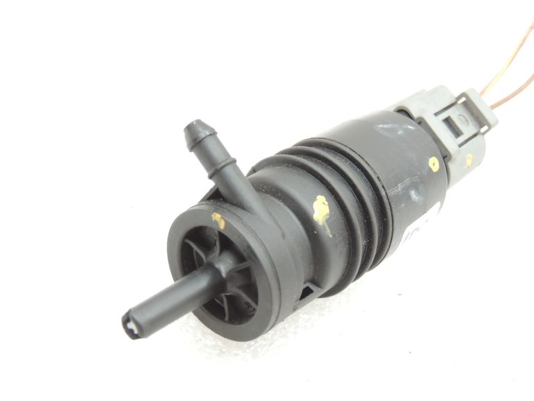 Oriģinālais BMW vējstikla mazgāšanas sūknis ar kontaktdakšu 67126934160 6934160