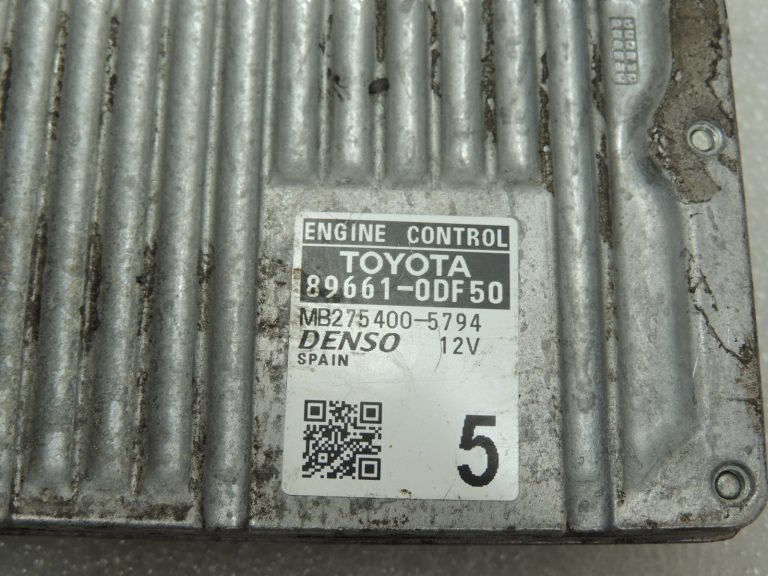 Toyota Yaris P13 1.3 VVT-i 1NRFE Motora vadības bloks Vadības bloks 896610DF50