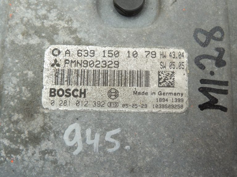Mitsubishi Colt VI Z3 1,5Di-D M639 Motora vadības bloks Vadības bloks MN902329