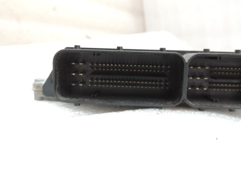 Mitsubishi Colt VI Z3 1,5Di-D M639 Motora vadības bloks Vadības bloks MN902329
