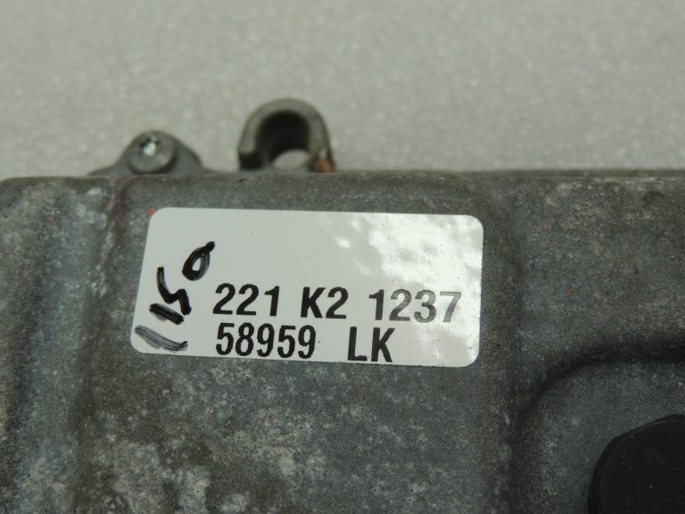 Mitsubishi Colt VI Z3 1,5Di-D M639 Motora vadības bloks Vadības bloks MN902329