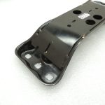 Oriģinālā Mercedes Benz W205 M651 aizmugurējais automātiskās transmisijas stiprinājums A2052401802