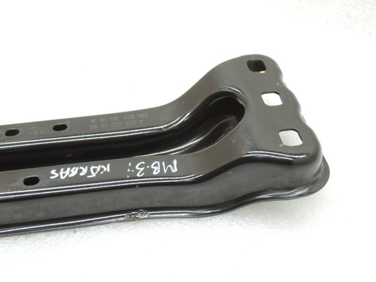 Oriģinālā Mercedes Benz W205 M651 aizmugurējais automātiskās transmisijas stiprinājums A2052401802