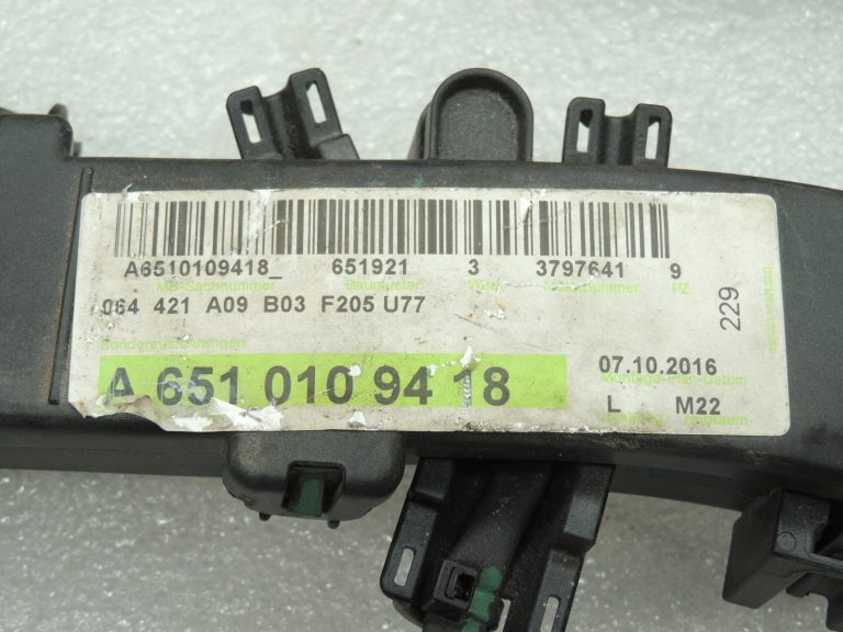 Oriģinālā aprīkojuma Mercedes Benz C220d 651.921 Dzinēja elektroinstalācijas instalācija A6511505586 Dzinēja elektroinstalācijas instalācija