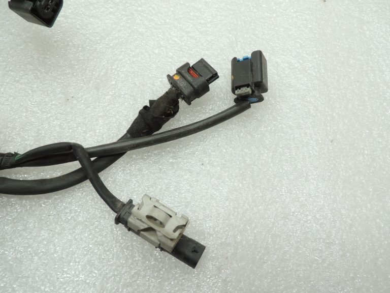 Oriģinālā aprīkojuma Mercedes Benz C220d 651.921 Dzinēja elektroinstalācijas instalācija A6511505586 Dzinēja elektroinstalācijas instalācija