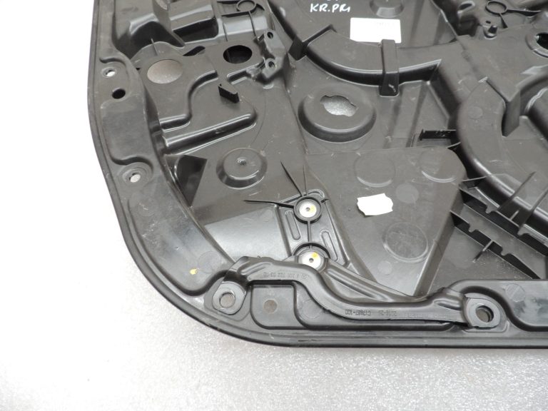 Mercedes-Benz C-klase W205 Logu regulatora mehānisms priekšējais kreisais A2057204923
