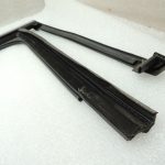 Mercedes W205 sedans hromēta durvju loga aizmugures labās puses blīvējums A205735540