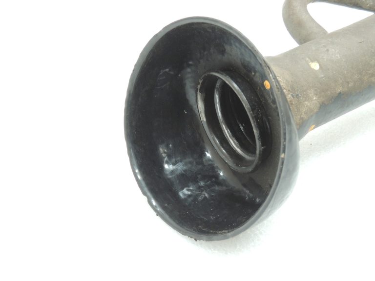 Oriģinālais Nissan Navara D40 Np300 3.0DCI degvielas uzpildes kakls 17221EB400