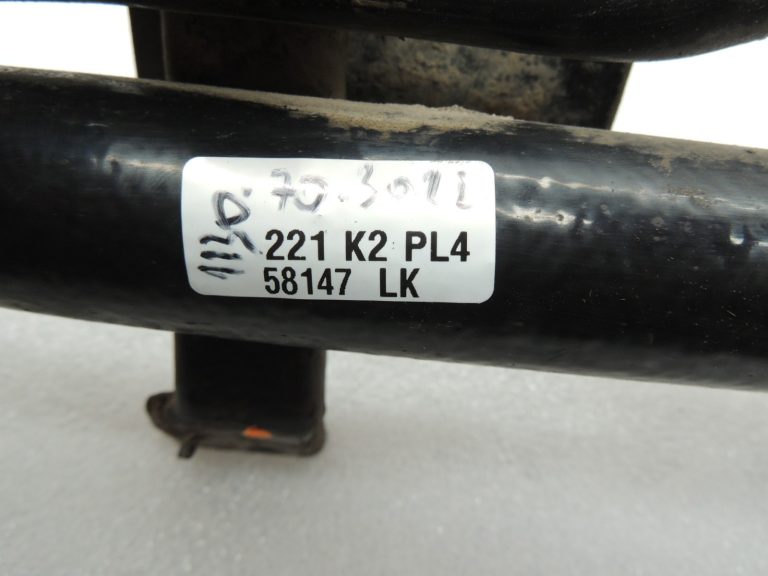 Oriģinālais Nissan Navara D40 Np300 3.0DCI degvielas uzpildes kakls 17221EB400