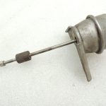 Peugeot 1.6THP turbokompresora apvada vārsta vakuuma pievads
