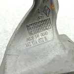 Opel Vivaro B Renault Trafic III R9M EGR kronšteins 95518022