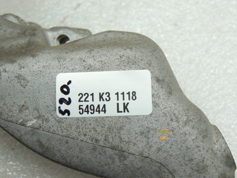 Opel Vivaro B Renault Trafic III R9M EGR kronšteins 95518022