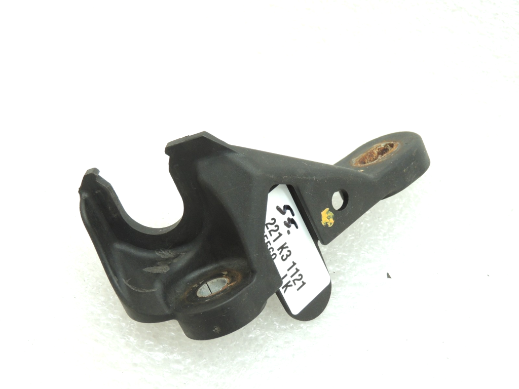 Renault Espace IV BVA6 AJ0-002 Shift cable bracket 8200528584