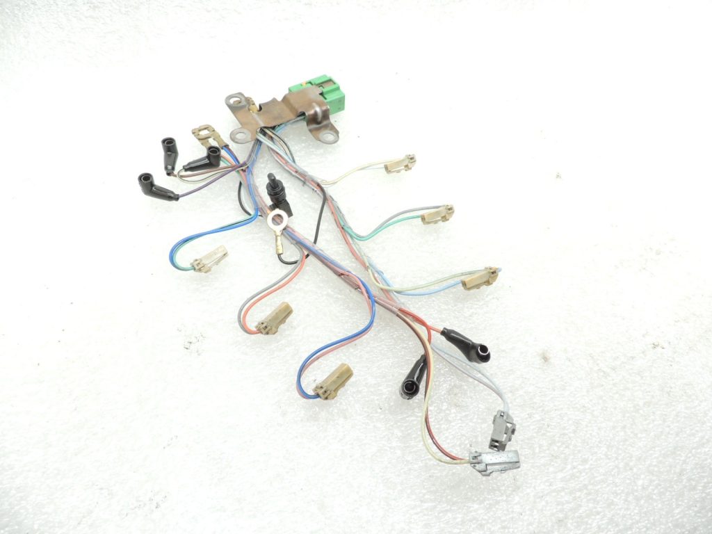 Renault Espace IV BVA6 AJ0-002 Automatic transmission valve block wiring harness