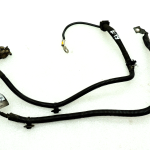 Citroen C2 1.1 HFX benzīna akumulatora pozitīvā termināla vadu instalācija 9655593580