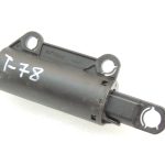 Toyota Yaris IV XP210 cimdu nodalījuma amortizators 55054-47010 5505420020