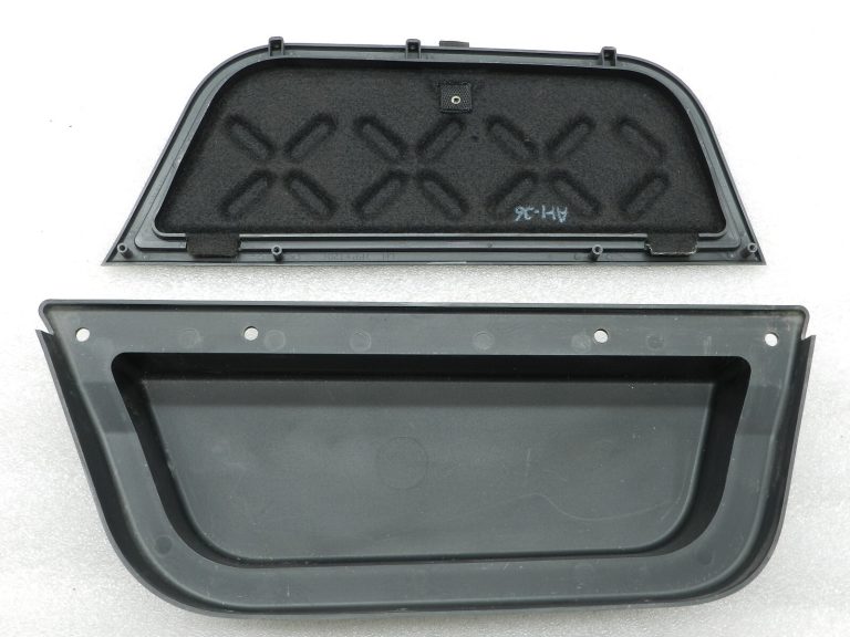 Hyundai i40 oriģināls kombi Bagāžas nodalījuma virsma kreisā glabāšanas nodalījuma nodalījuma kreisā puse