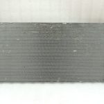 Oriģinālais BMW 5. sērijas F10 F11 N47 N57 motora dzesēšanas radiators 17118509177