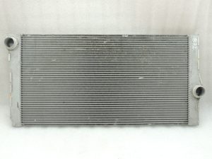Oriģinālais BMW 5. sērijas F10 F11 N47 N57 motora dzesēšanas radiators 17118509177