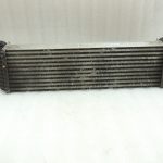 Oriģinālā BMW F07 F10 F11 F01 F02 N47 N57 Dīzeļdzinēja starpdzesētājs 17517805629