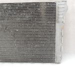 Oriģinālais BMW 5. sērijas F10 F11 N47 N57 motora dzesēšanas radiators 17118509177