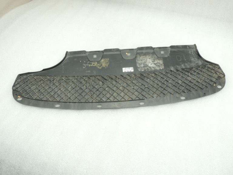 Oriģinālais BMW 5. sērijas F10 F18 aizmugurējā bampera apakšējā pārsegs 51127184765
