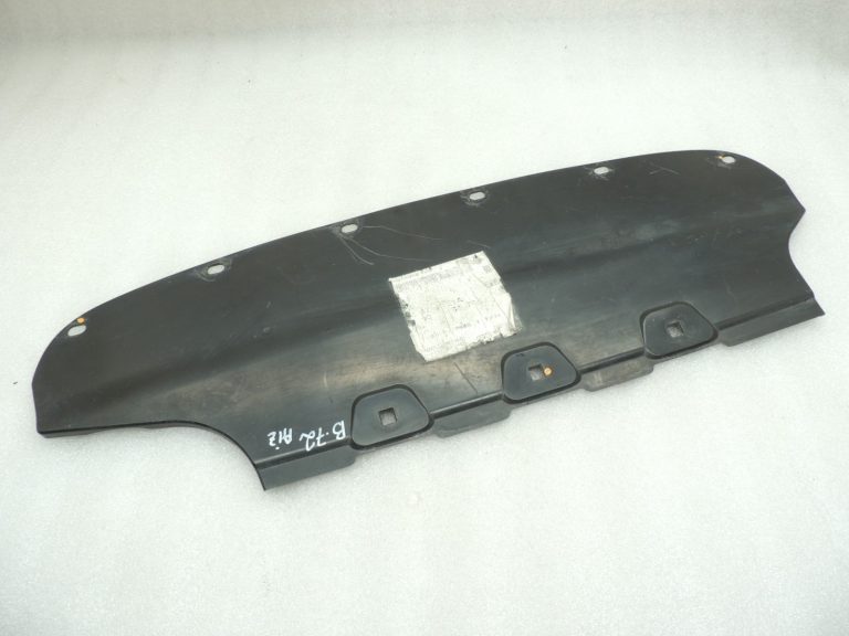 Oriģinālais BMW 5. sērijas F10 F18 aizmugurējā bampera apakšējā pārsegs 51127184765