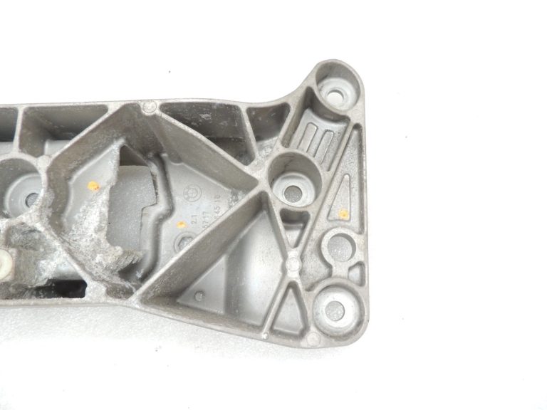 Oriģinālais BMW F07 F10 F11 pārnesumkārbas stiprinājums Pārnesumkārbas stiprinājums 22316781222