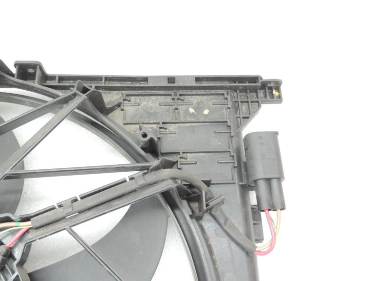 OEM BMW F10 F11 400w elektriskais ventilators Radiatora ventilators 17427633273