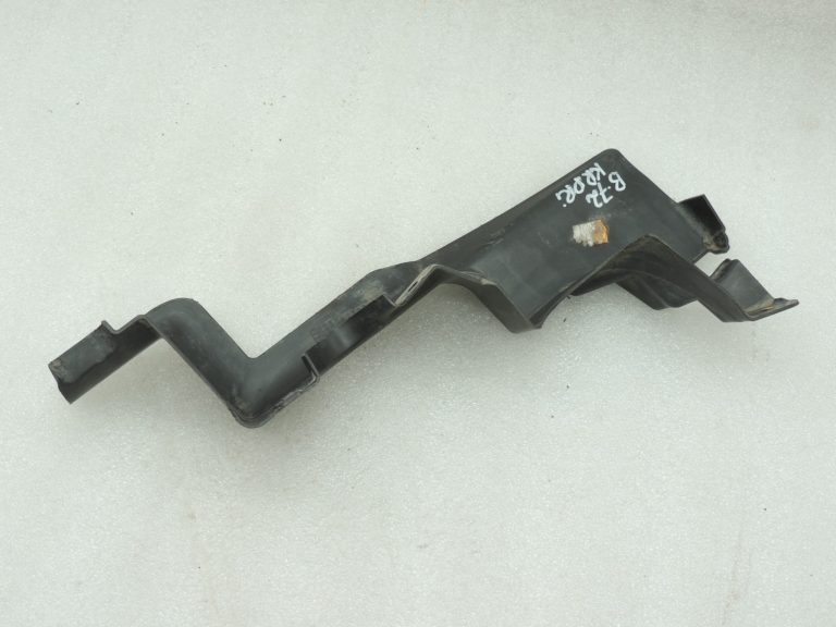 Oriģinālā BMW F11 F10 Aizsardzība apakšējai daļai priekšpusē pa kreisi 51757267565 7267565
