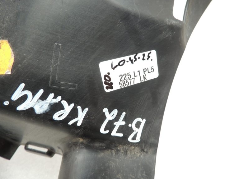Oriģinālā BMW F11 F10 virsbūves aizsardzība priekšējā kreisā 51757267563 7267563