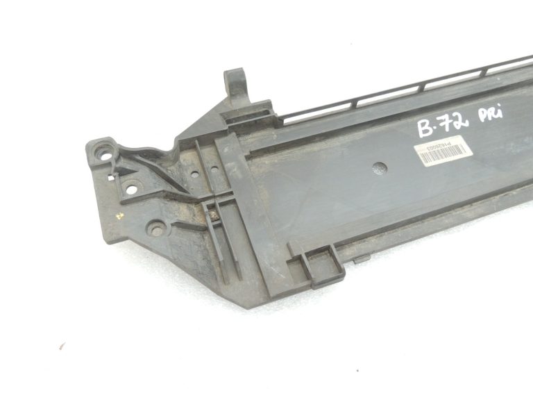 Oriģinālā BMW F10 F11 F01 F02 Radiatora atbalsta modulis Apakšējais atbalsta vāks 7804619