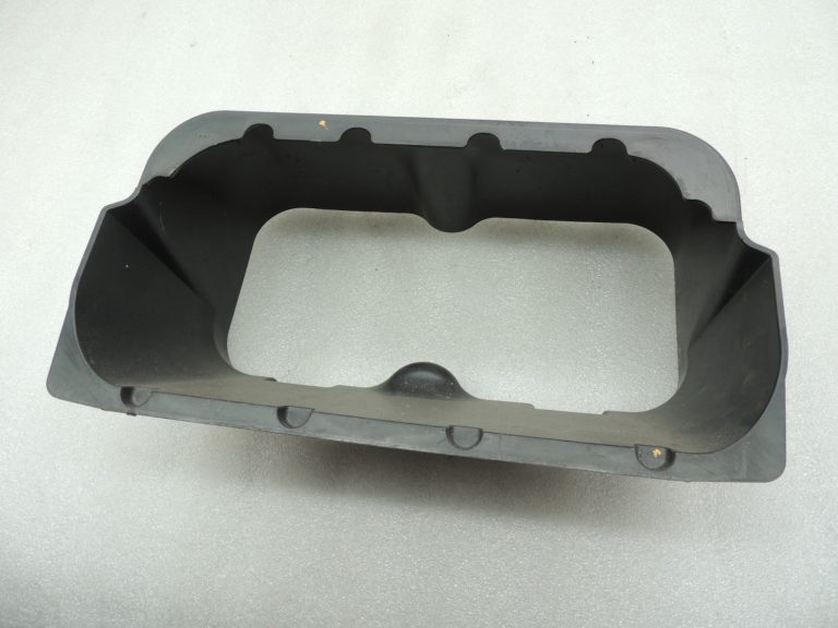 Oriģinālā BMW F10 5. sērijas bagāžas nodalījuma nodalījums 51479163192 9163192