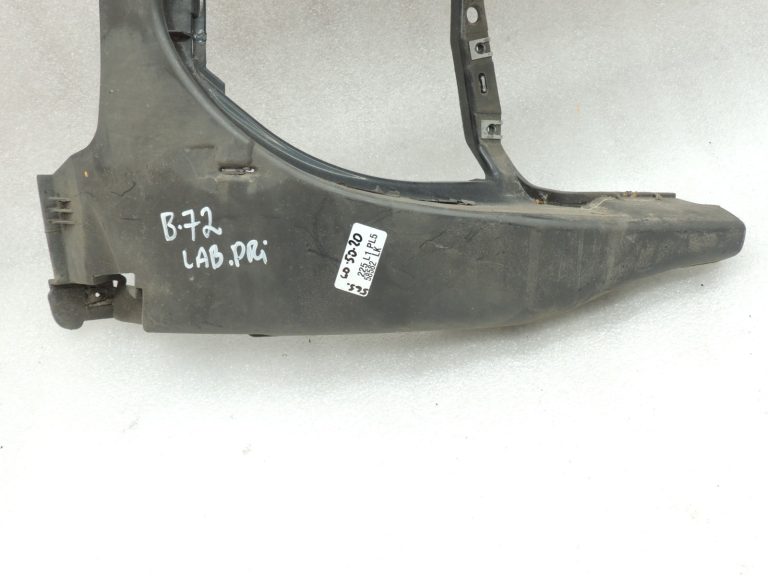 BMW 5. sērijas F10 F11 Bampera kronšteins priekšējais labais 51117200722 🚨TIKAI kronšteins 🚨
