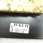 Oriģinālā BMW 5. sērijas F10 F11 B-sienas apakšējā labā sijas apdare melna 9116352