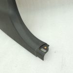 Oriģinālā BMW 5. sērijas F10 F11 B-sienas apakšējā kreisā apakšējā daļa melna 9116351