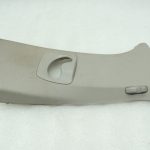 Oriģinālā BMW 5. sērijas F10 F11 B-sienas augšējā labā sijas apdare EVEREST GREY 9116350