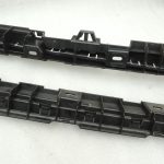 Oriģinālā BMW 5. sērijas F10 F11 sānu svārku paneļa kronšteins kreisais 7204021 7184777