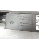 Oriģinālā BMW 5. sērijas F10 F11 sānu svārku paneļa kronšteins kreisais 7204021 7184777
