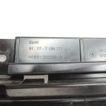 Oriģinālā BMW 5. sērijas F10 F11 sānu svārku paneļa kronšteins kreisais 7204021 7184777