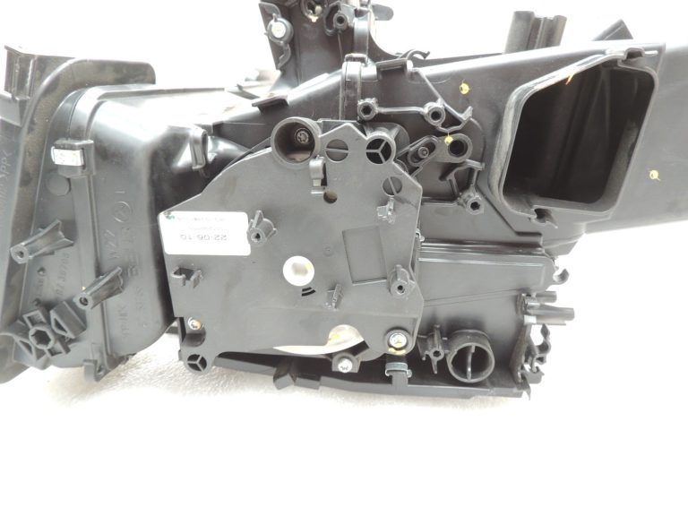 Oriģinālais Mercedes Benz E-Class W212 gaisa kondicioniera apsildes kārbas korpuss A2128302560