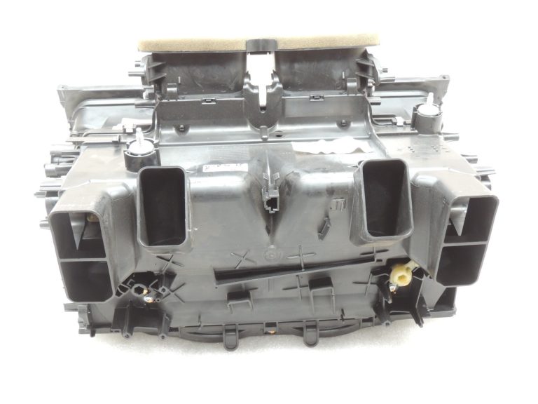 Oriģinālais Mercedes Benz E-Class W212 gaisa kondicioniera apsildes kārbas korpuss A2128302560