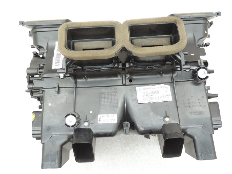 Oriģinālais Mercedes Benz E-Class W212 gaisa kondicioniera apsildes kārbas korpuss A2128302560