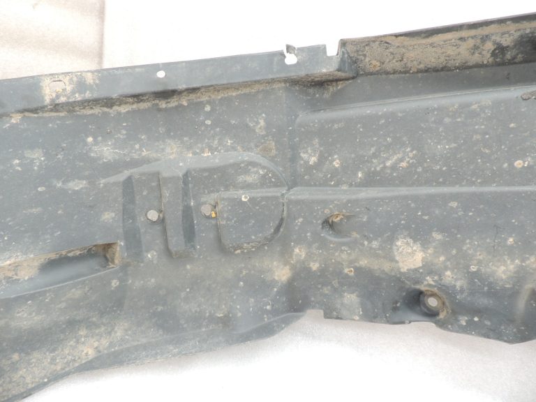 Ford Ranger P375 TKE Priekšējā labās puses riteņa arkas iekšējais oderējums