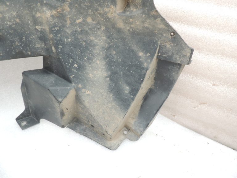 Ford Ranger P375 TKE Priekšējā labās puses riteņa arkas iekšējais oderējums