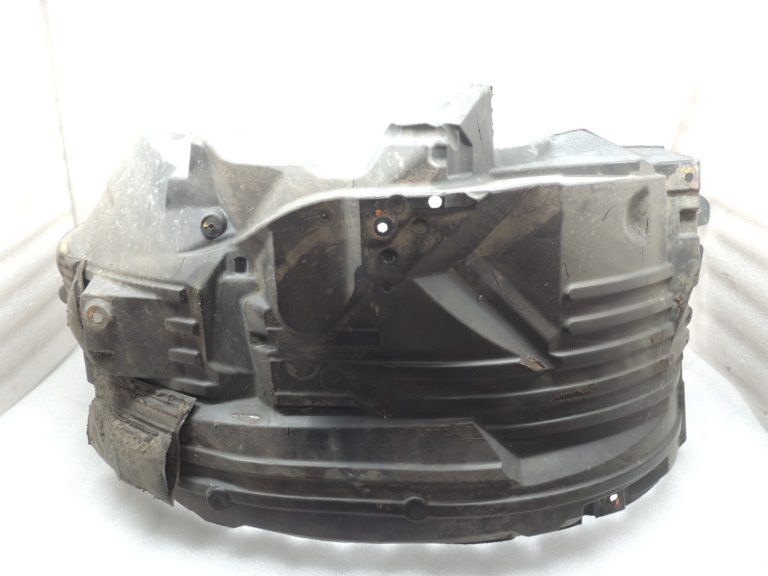Nissan Navara II D40 2010-2013 Priekšējā labās puses riteņa arkas iekšējais oderējums 638403X00A